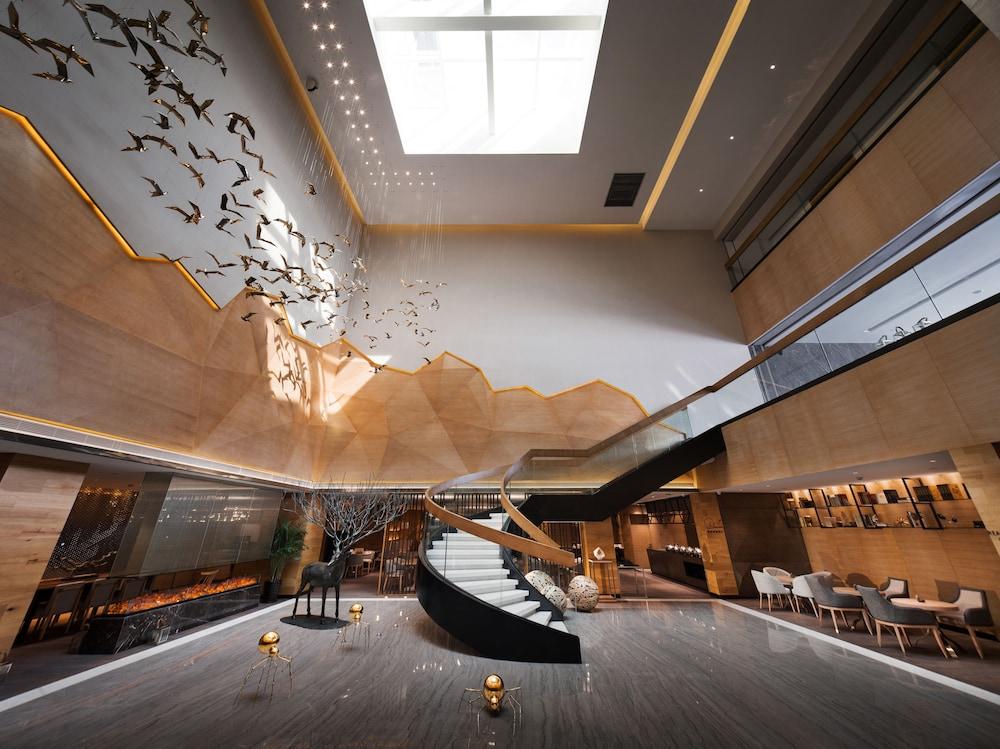 Swisstouches Guangzhou Hotel Residences Esterno foto